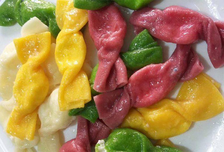 Caramelle Colorate di Pasta Ripiena