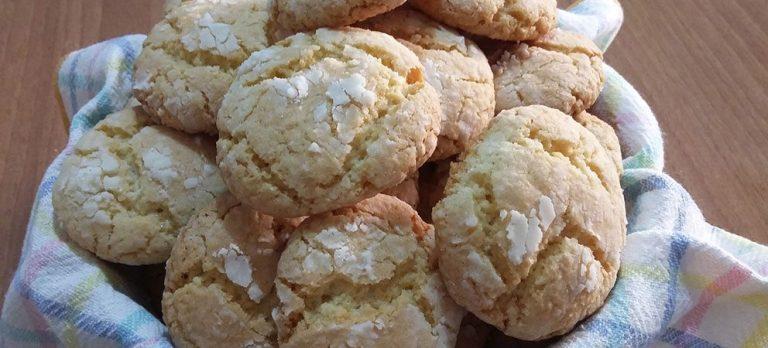 Biscotti con farina di mandorle