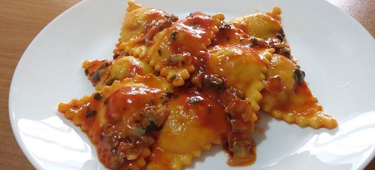 Ravioli di mare al branzino